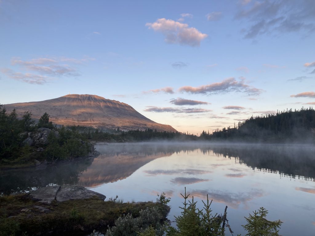 NWHC 2022 Gaustatoppen aamulla kuva Laura Heikkila 2